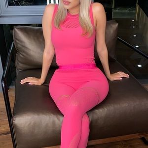 Pink woldford top 😍